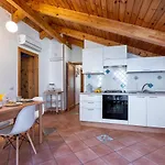 Casa Chiarito Feriehus *